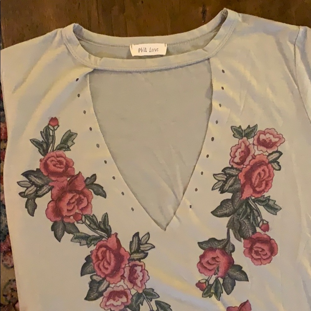 Deep V Choker Top - Picture 3 of 6
